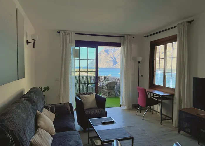 Beachfront Gem With And Sea At Your Doorstep
